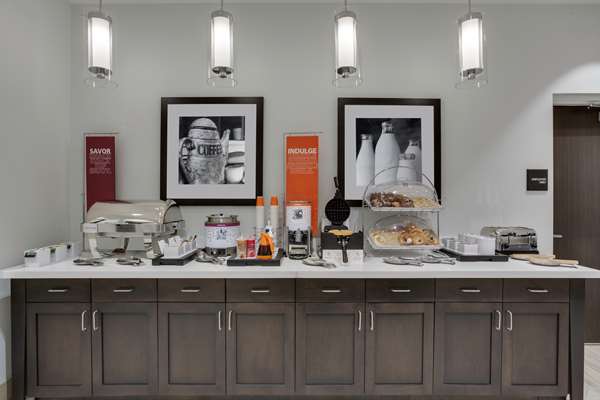 Restaurant - Hampton Inn Amphitheatre Pompano Beach