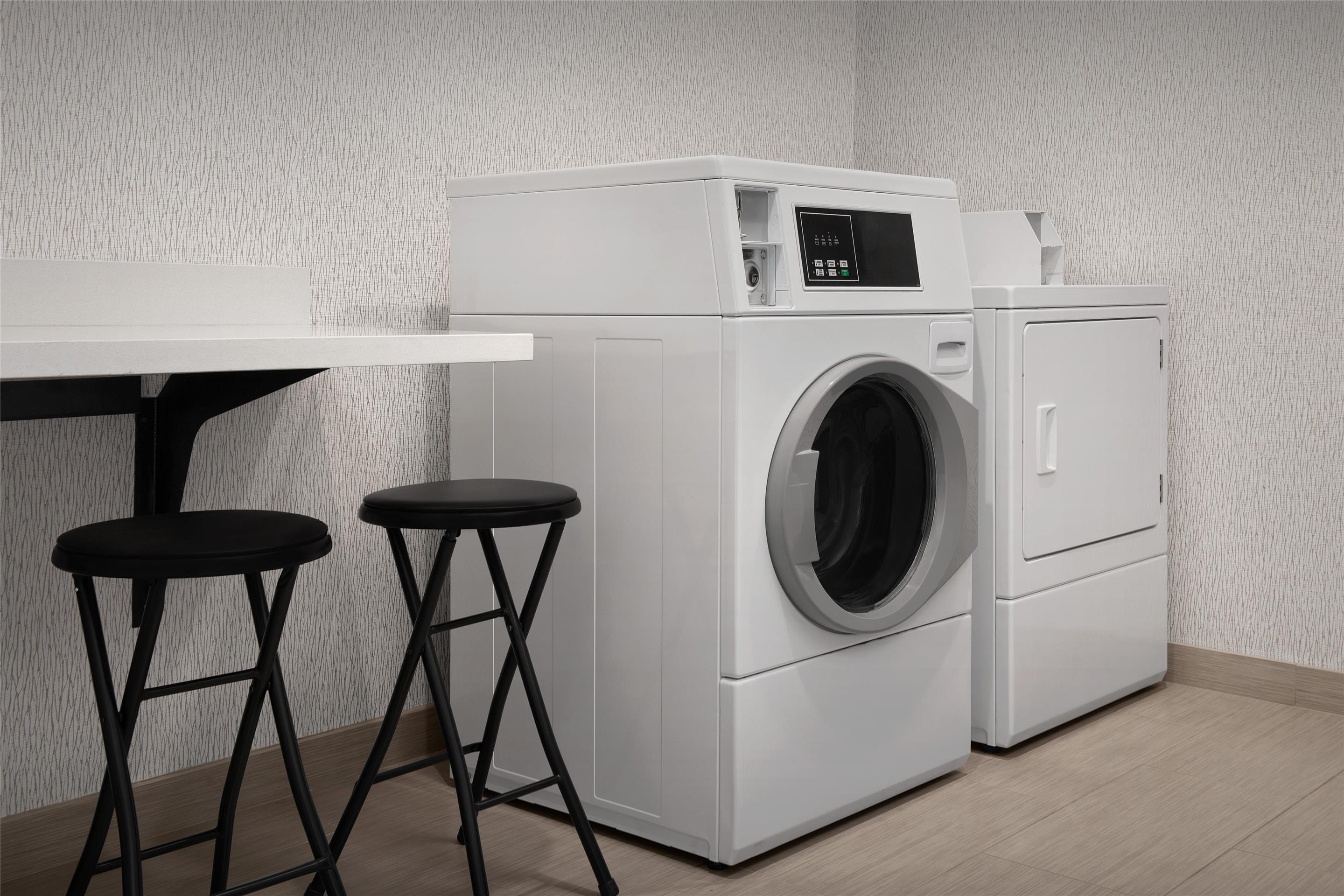 Laundry | Hampton Inn & Suites Walterboro