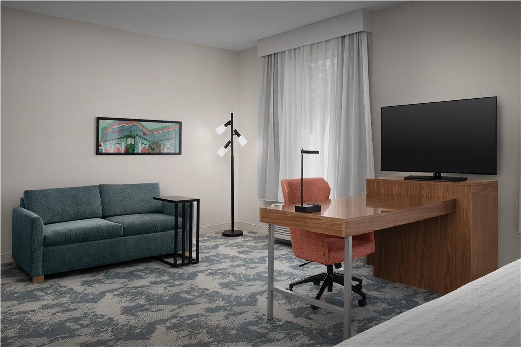 HAMPTON INN AND SUITES WALTERBORO S-guestroom-Guest Room,On-Site.jpg