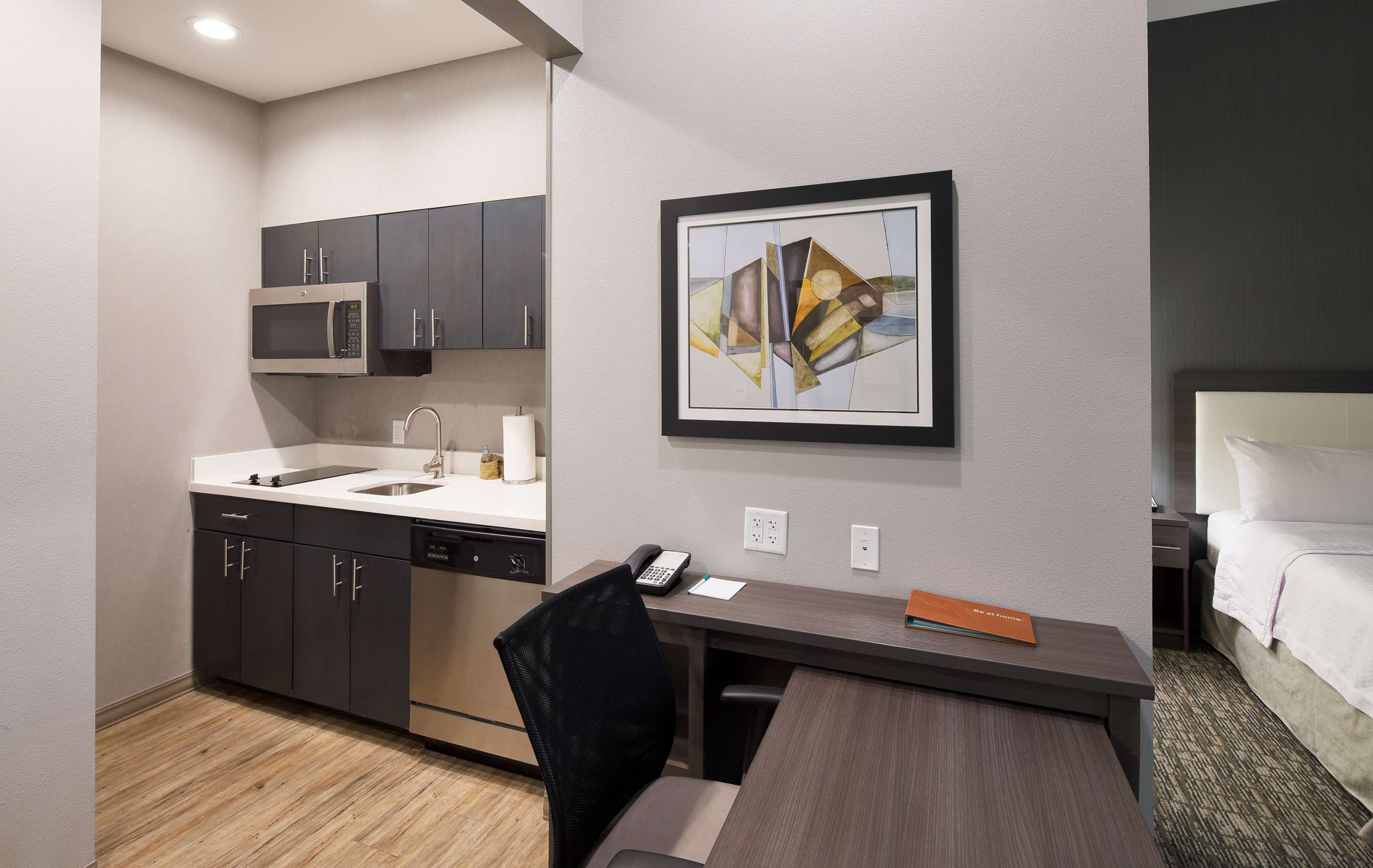 Guest room