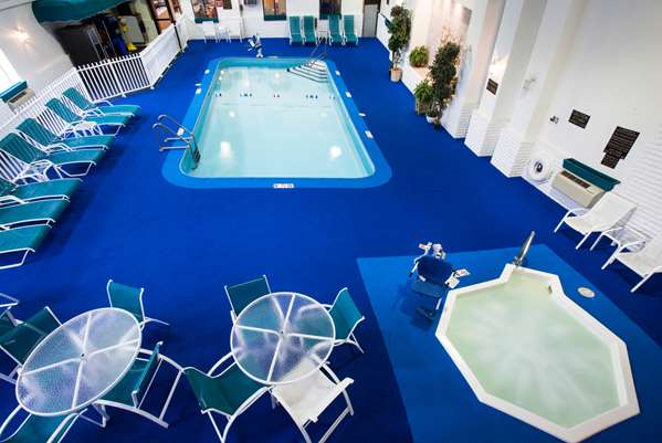 Pool - Baymont Inn & Suites Mt Rushmore Keystone