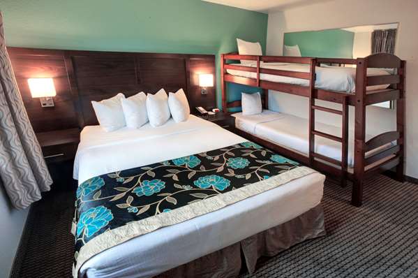  - Baymont Inn & Suites Mt Rushmore Keystone