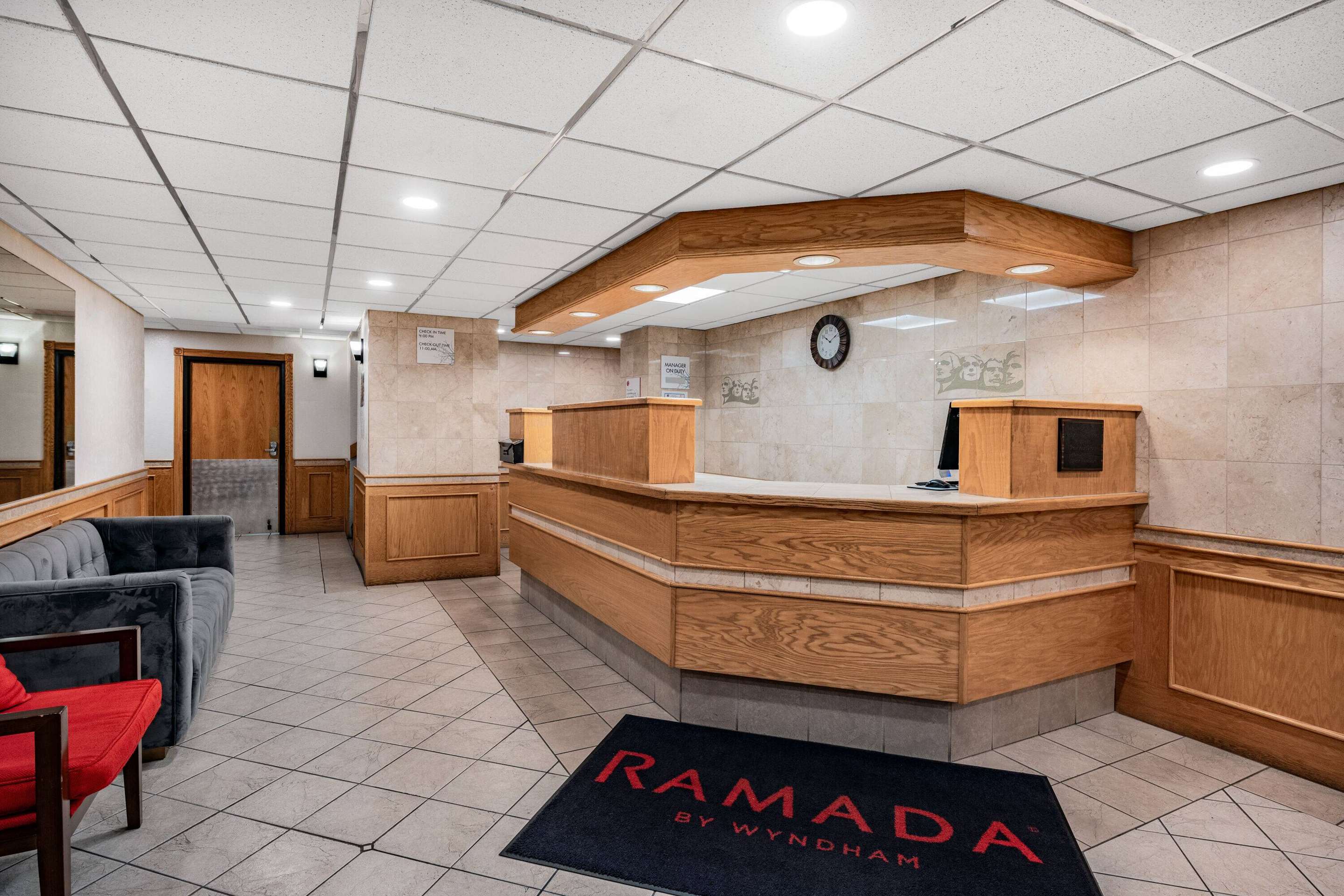 Reception | Ramada by Wyndham Keystone Near Mt Rushmore