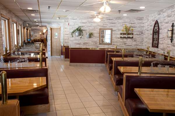 Restaurant - Ramada Hotel Mt Rushmore Keystone