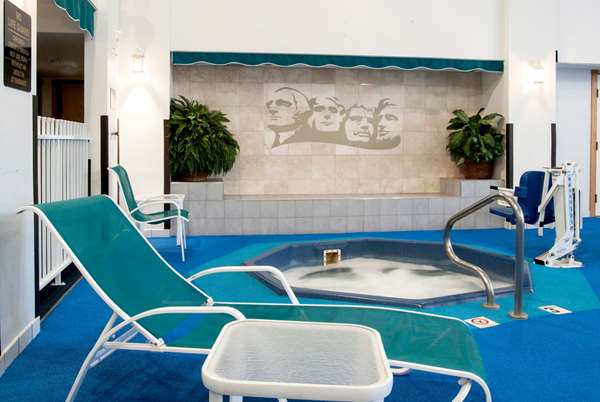 Pool - Ramada Hotel Mt Rushmore Keystone