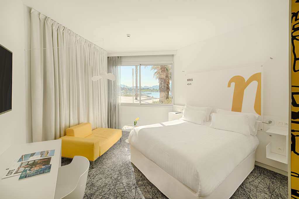 NHOW MARSEILLE-guestroom-Guest Room,On-Site.jpg