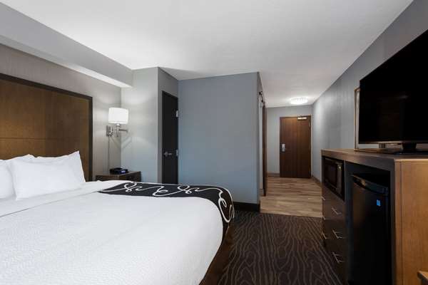  - La Quinta Inn & Suites Airport Anchorage