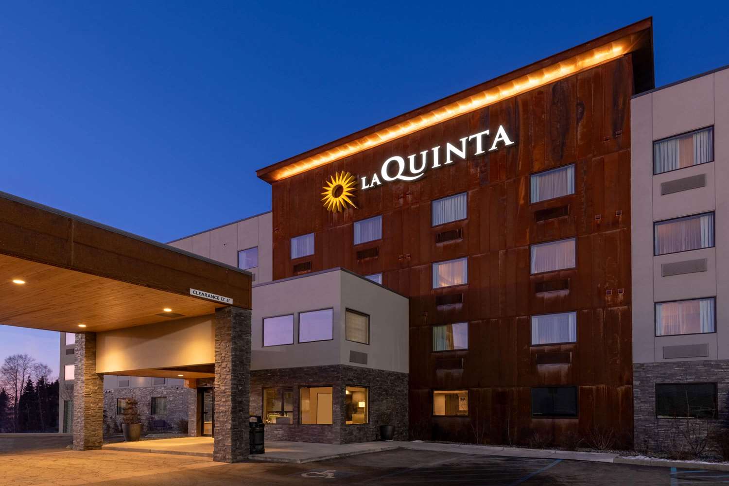 La Quinta Inn & Suites Airport Anchorage, AK See Discounts