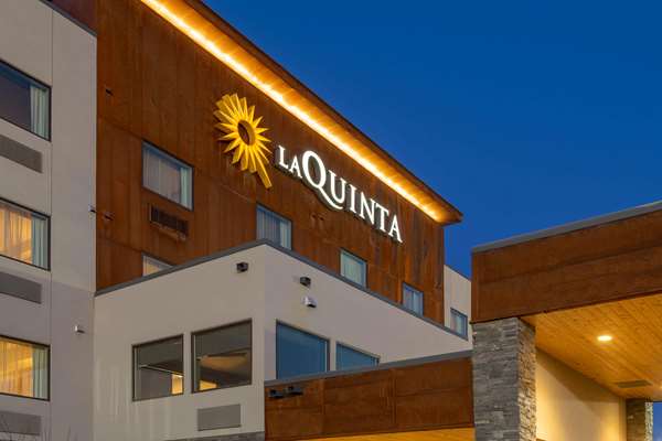 Exterior view - La Quinta Inn & Suites Airport Anchorage