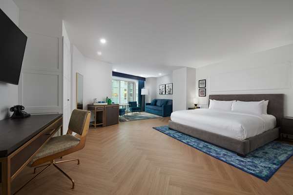  - Pantages Hotel Downtown Toronto