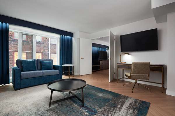 Suite - Pantages Hotel Downtown Toronto