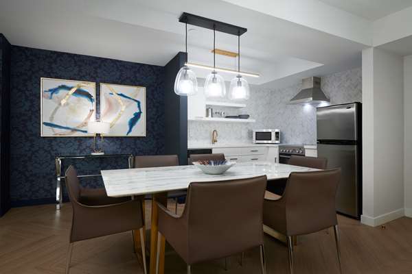  - Pantages Hotel Downtown Toronto