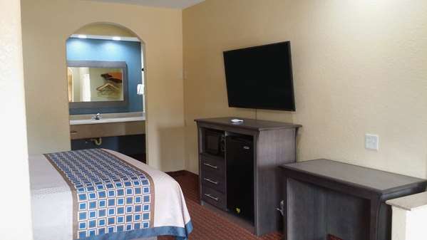  - Americas Best Value Inn Northside Houston - I-69, Exits 137 & 137B
