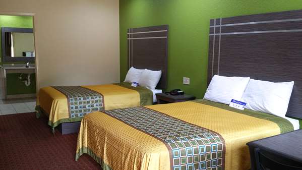  - Americas Best Value Inn Northside Houston - I-69, Exits 137 & 137B