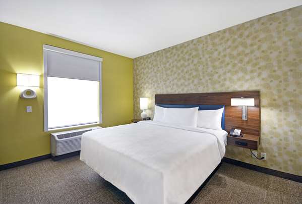  - Home2 Suites by Hilton DeSoto - I-35, Exit 416