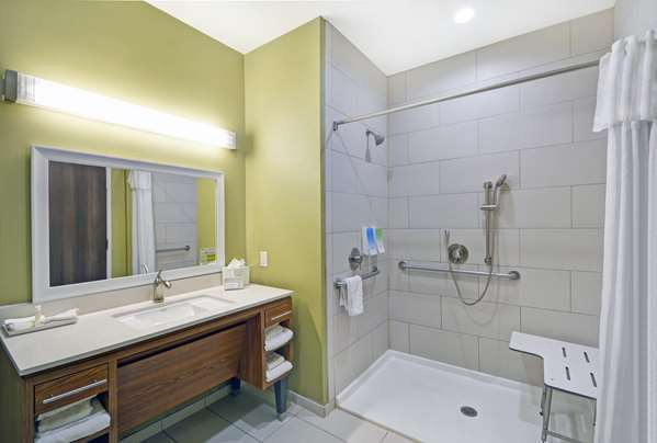  - Home2 Suites by Hilton DeSoto - I-35, Exit 416