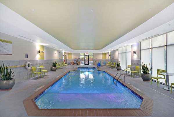 Pool - Home2 Suites by Hilton DeSoto - I-35, Exit 416