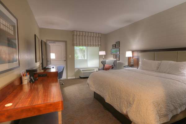  - Hampton Inn Historic Nature Trail Gatlinburg