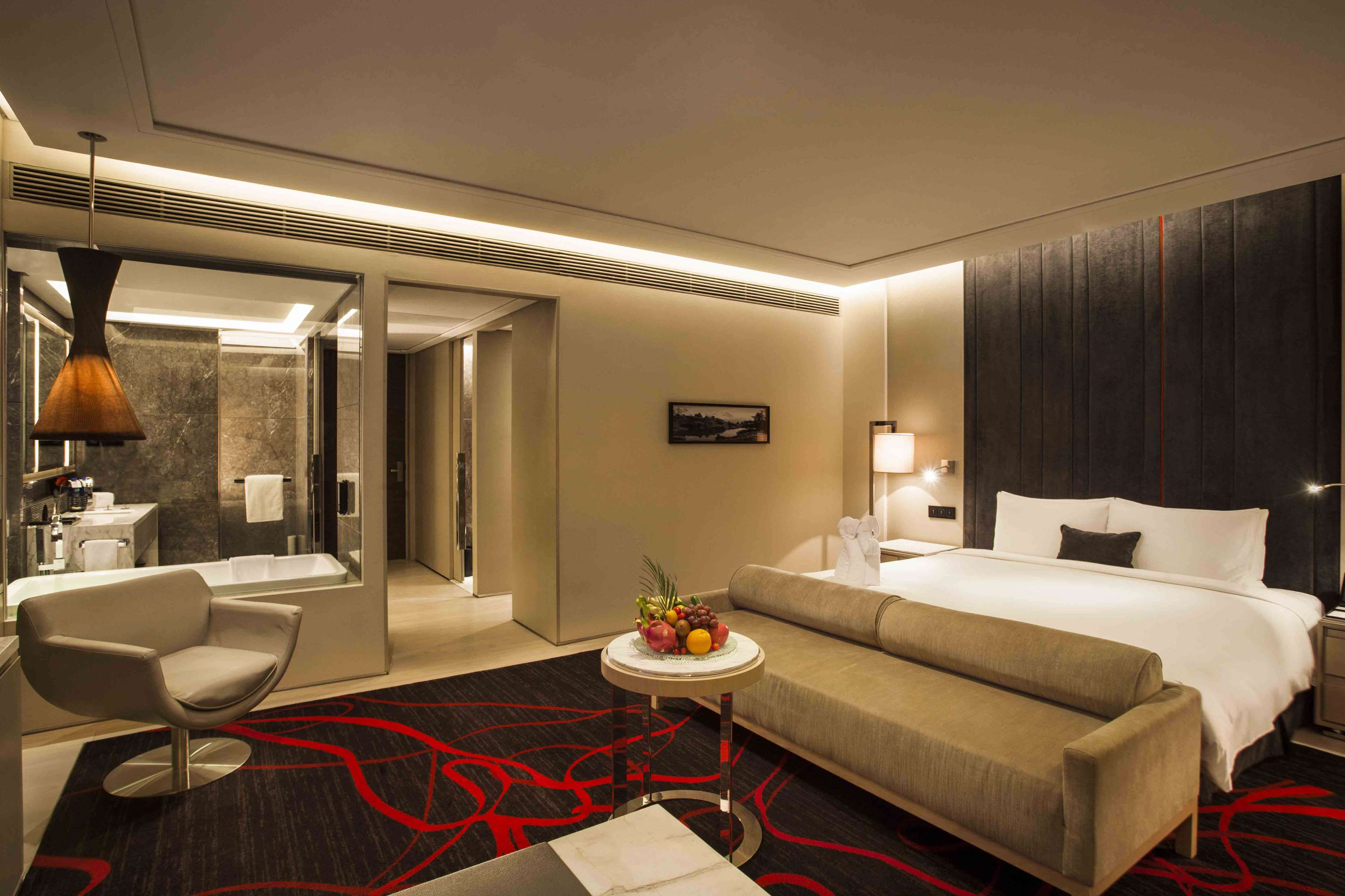 Hilton Xi'an High-tech Zone Room Type - KING EXECUTIVE ROOM