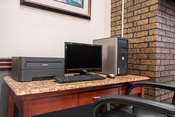 Conference Area - Baymont Inn & Suites Richfield