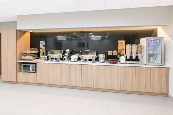  - Microtel Inn & Suites by Wyndham South Lubbock - I-27, Exit 1