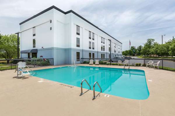 Pool - Wingate by Wyndham Goodlettsville - I-65, Exit 97