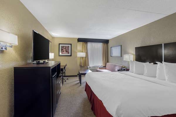  - Best Western Harrisburg North Hotel - I-81, Exit 69