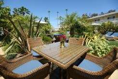 Pavilion Hotel