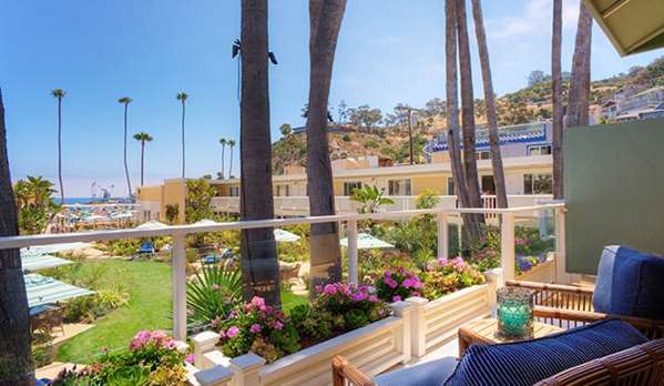 Exterior view - Pavilion Hotel Avalon