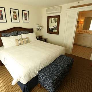  - Pavilion Hotel Avalon