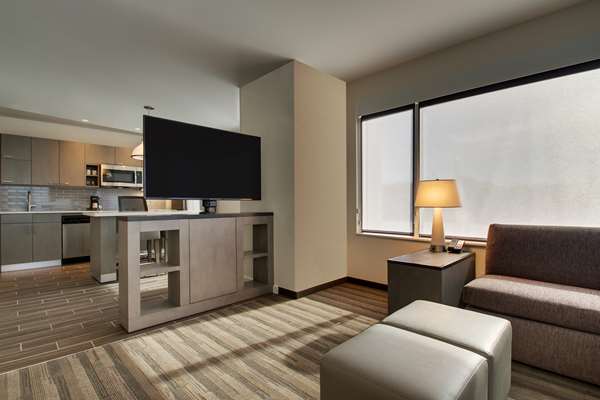 Suite - Hyatt House Hotel Oak Brook