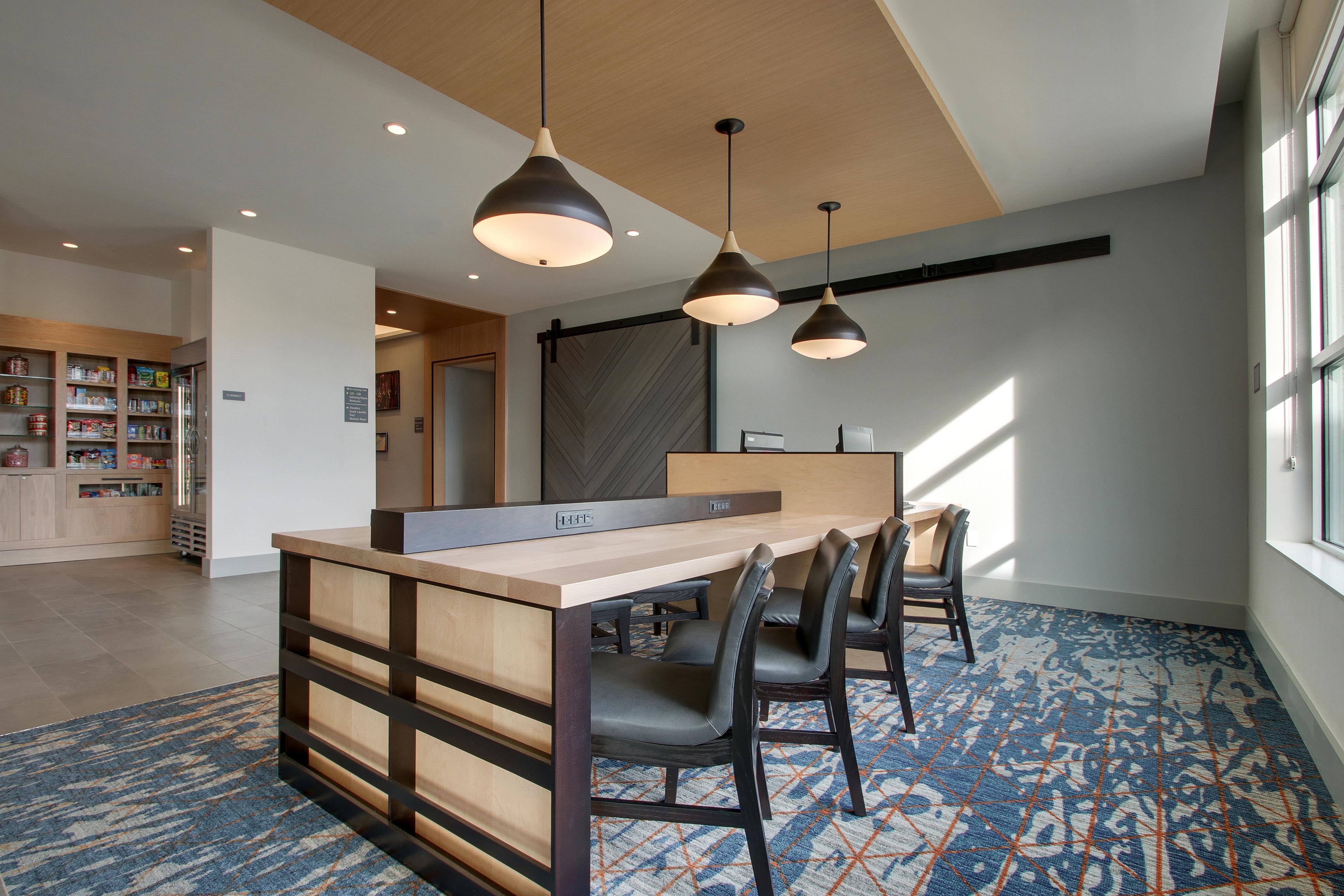 Lobby | Hyatt House Chicago Oak Brook