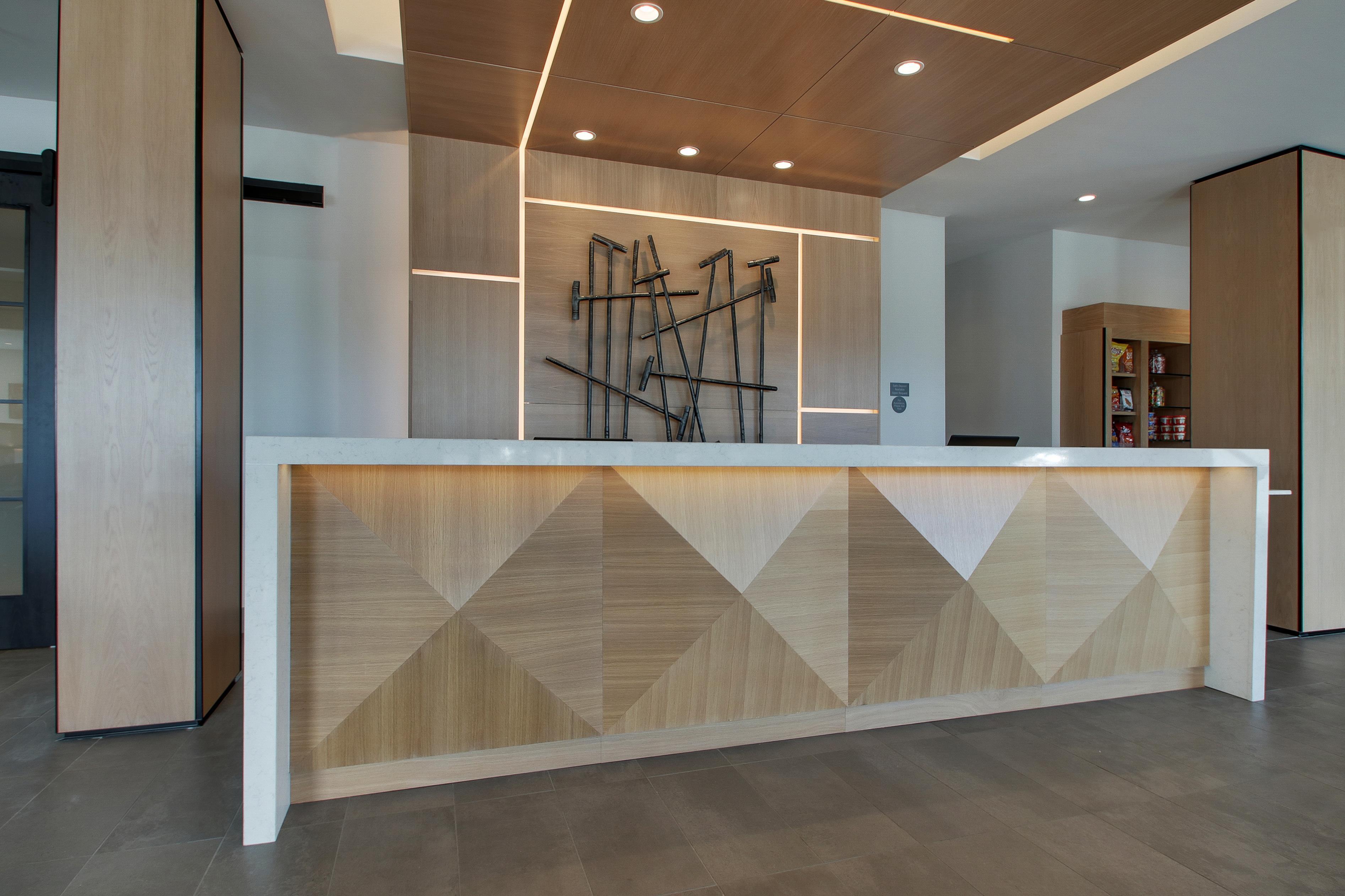 Lobby | Hyatt House Chicago Oak Brook