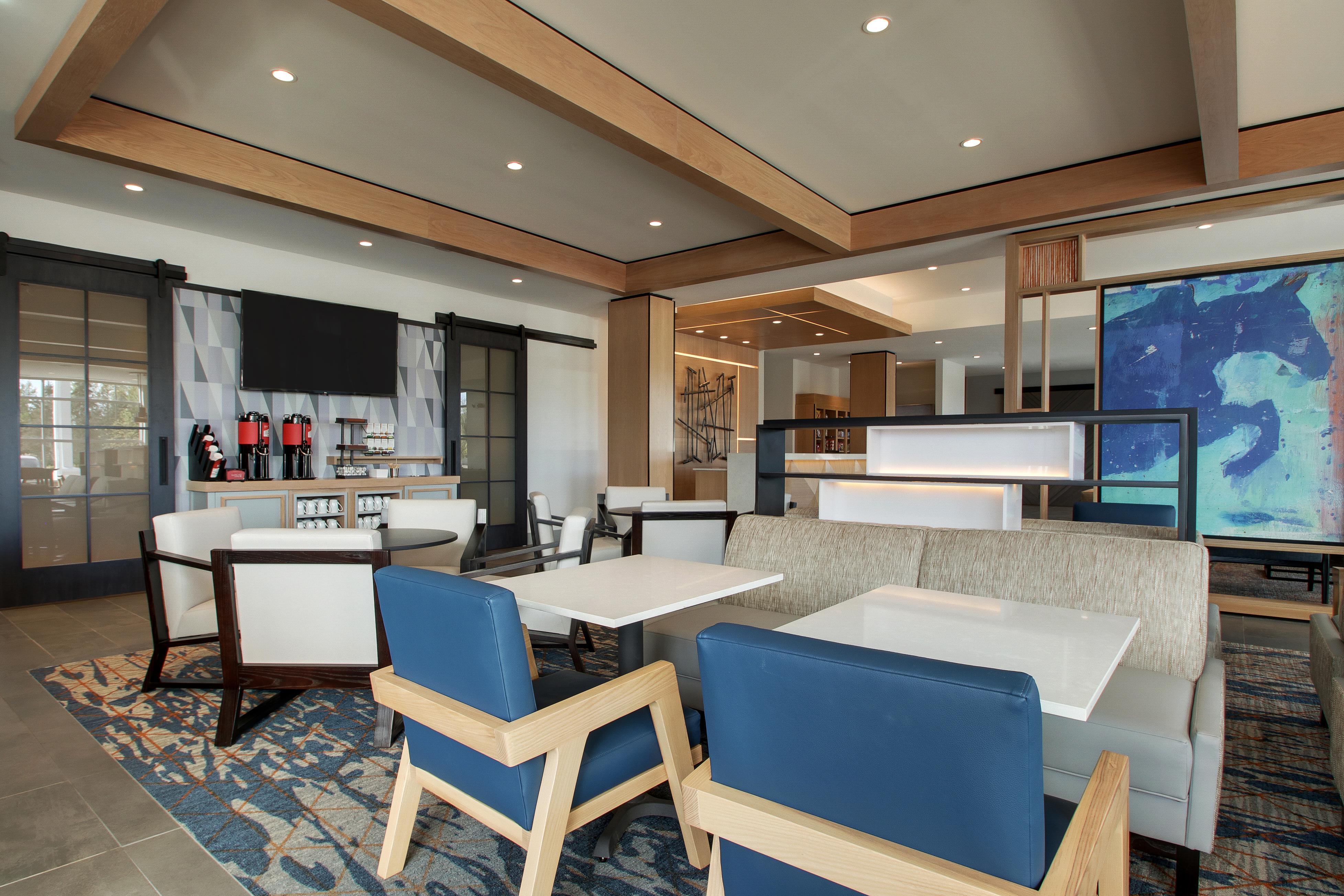 Lobby | Hyatt House Chicago Oak Brook