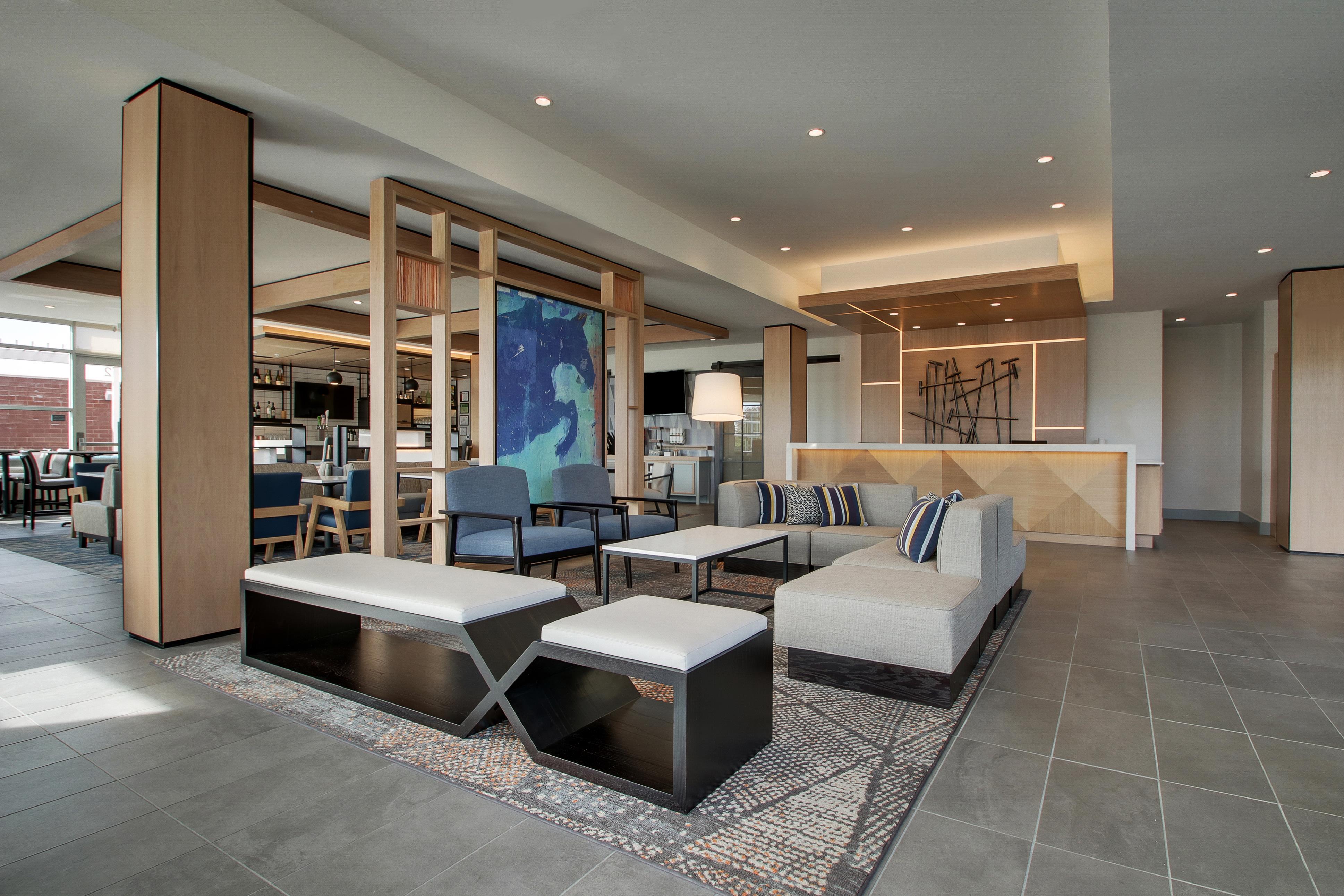 Lobby | Hyatt House Chicago Oak Brook