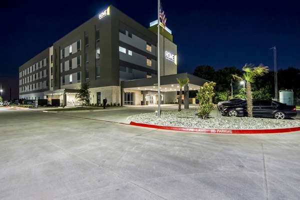 Exterior view - Home2 Suites by Hilton Northlake - I-35, Exit 70