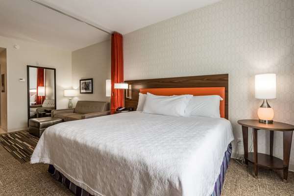  - Home2 Suites by Hilton Northlake - I-35, Exit 70