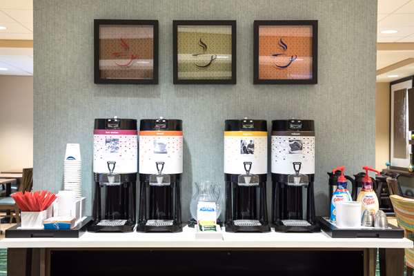 Restaurant - Hampton Inn & Suites Big Rapids