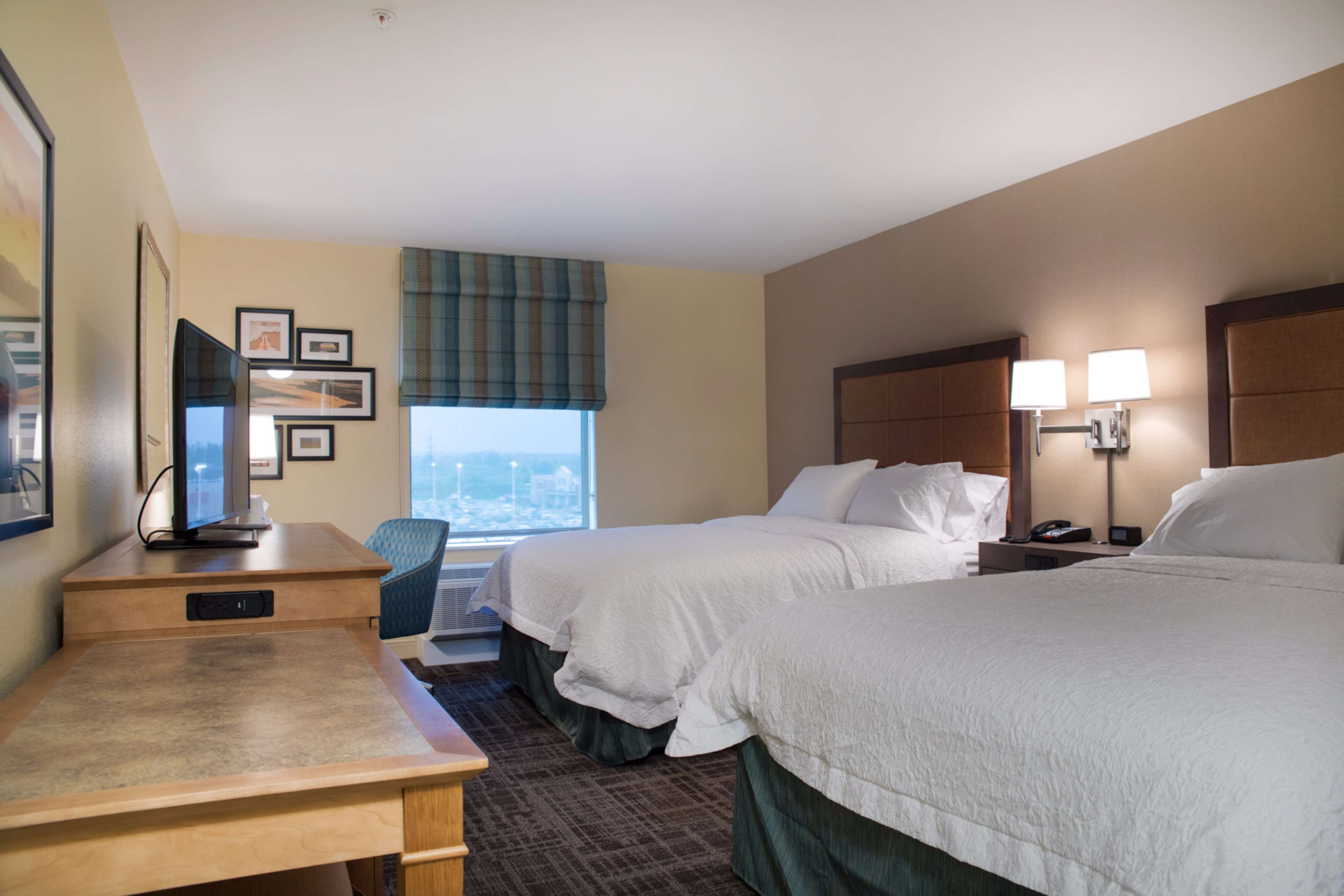 Hampton Inn by Hilton Big Rapids Room Type - 2 QNS MICROWV FRIDGE NS