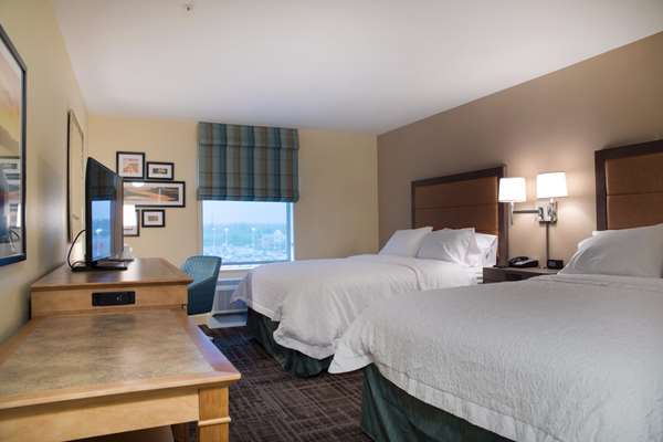  - Hampton Inn & Suites Big Rapids