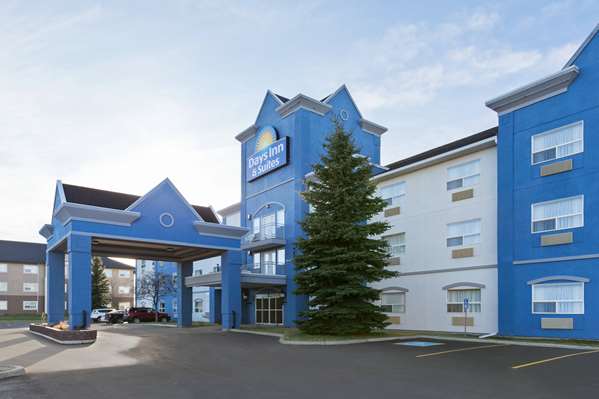 Exterior view - Days Inn & Suites Brooks