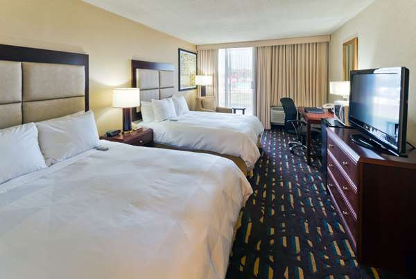  - Wyndham Hotel O'Hare Airport Des Plaines