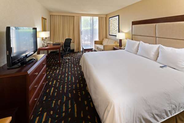  - Wyndham Hotel O'Hare Airport Des Plaines