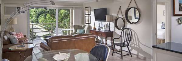 Suite - Cove Inn on Naples Bay