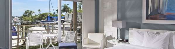  - Cove Inn on Naples Bay