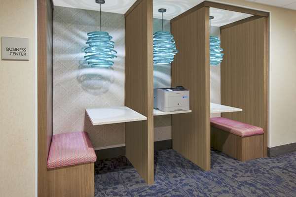 Conference Area - Hampton Inn & Suites Oakwood Village