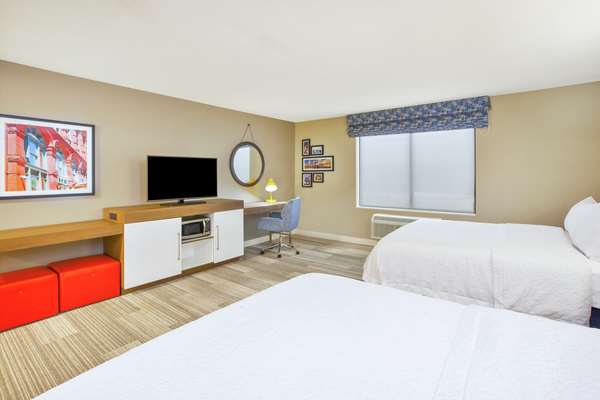  - Hampton Inn & Suites Oakwood Village