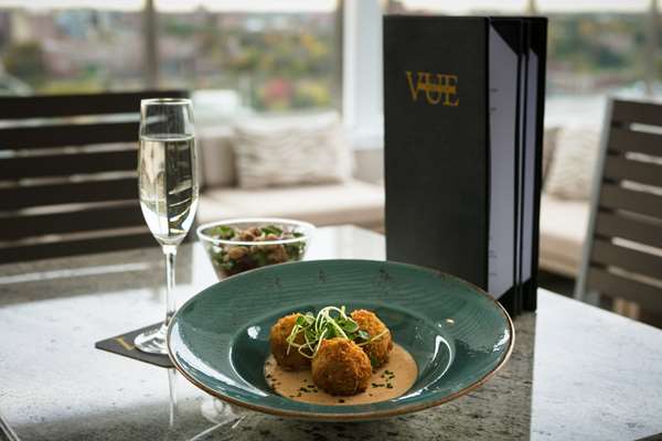 Restaurant - Hilton Garden Inn Downtown Iowa City