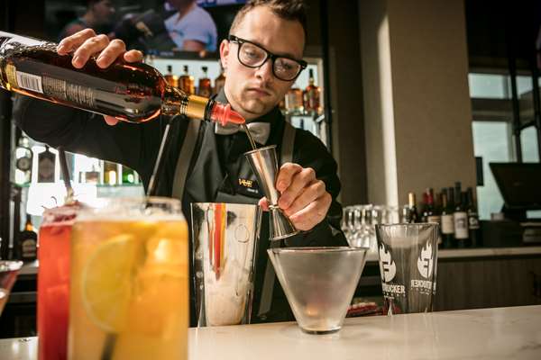 Bar - Hilton Garden Inn Downtown Iowa City