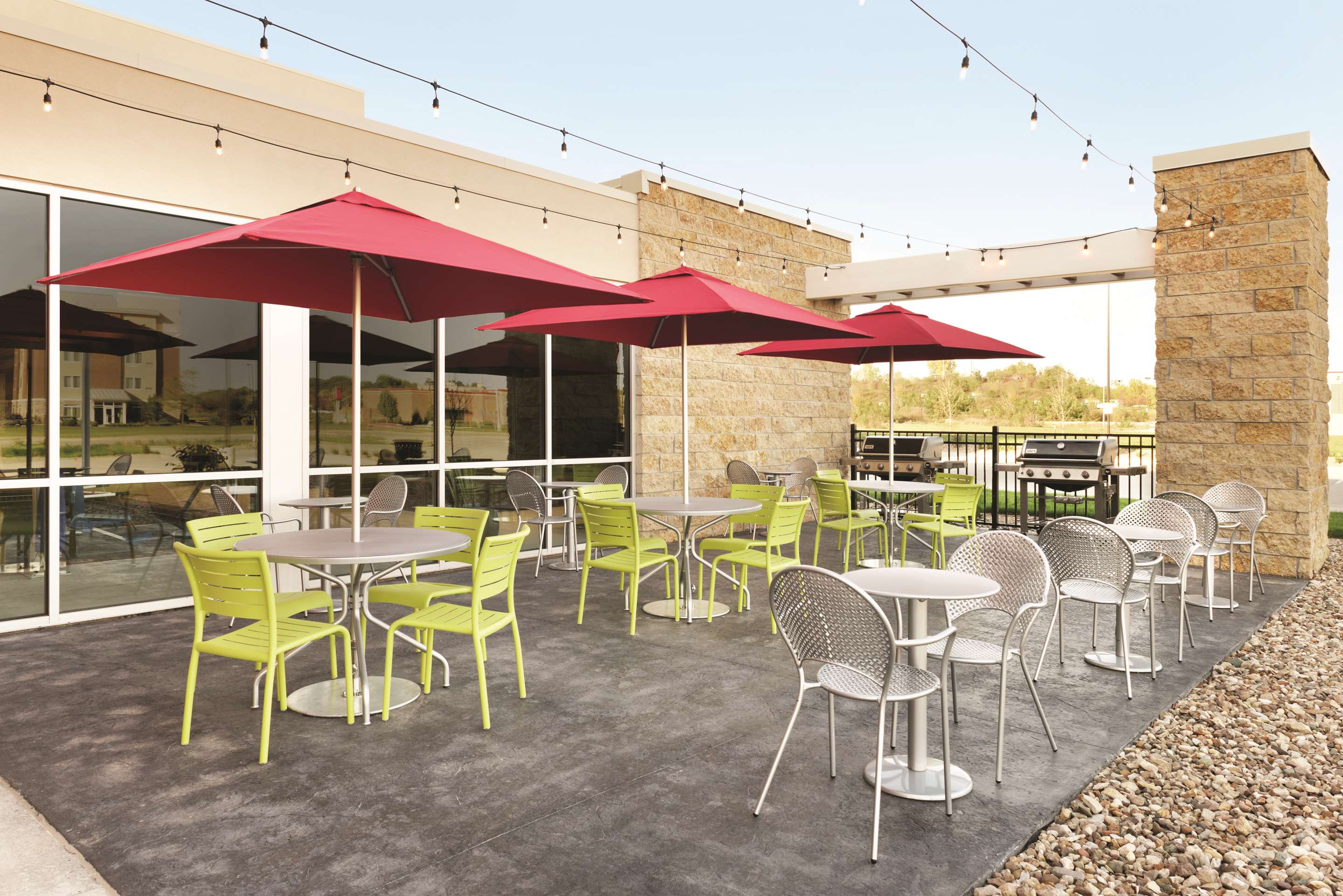 Exterior | Home2 Suites Iowa City Coralville